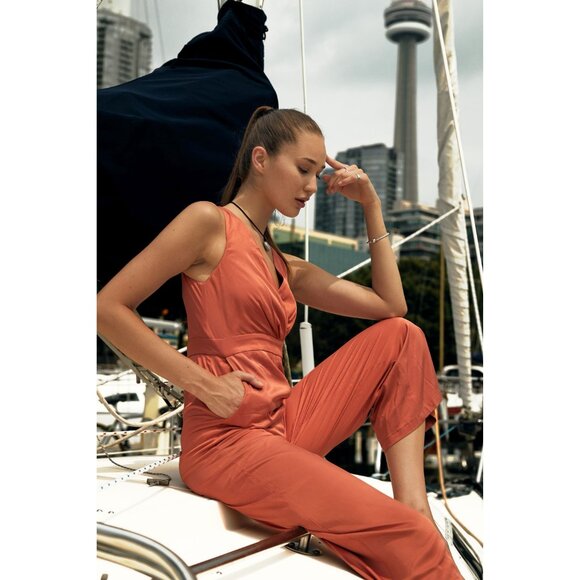 EVOLUTA JUMPSUIT - Picture 4 of 5